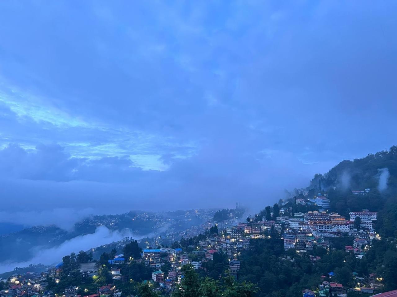 Hotel Himalayan Gorkha Retreat II Free Parking Dardżyling Zewnętrze zdjęcie